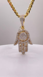 1.47 CT. Natural Diamond Hamsa Hand Pendent In 10 KT Yellow Gold