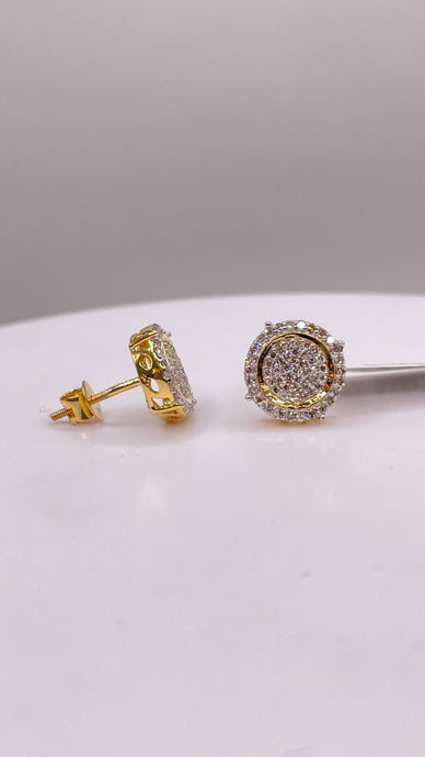 0.55 CT. Natural Diamond Round Shape Stud Earrings In 10 KT Yellow Gold