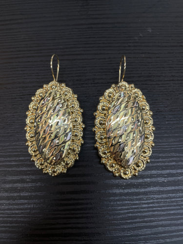 14 KT Diamond-Cut Earrings