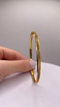 Load image into Gallery viewer, 3.5mm Bangle In 21 KT Yellow Gold