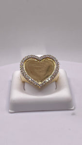 0.80 CT. VS-VVS Natural Diamond Heart Ring In 10 KT Yellow Gold